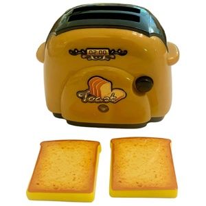Pretend Play House Mini Toaster Bread Slices Toast Interactive Toddler 3+ NIB